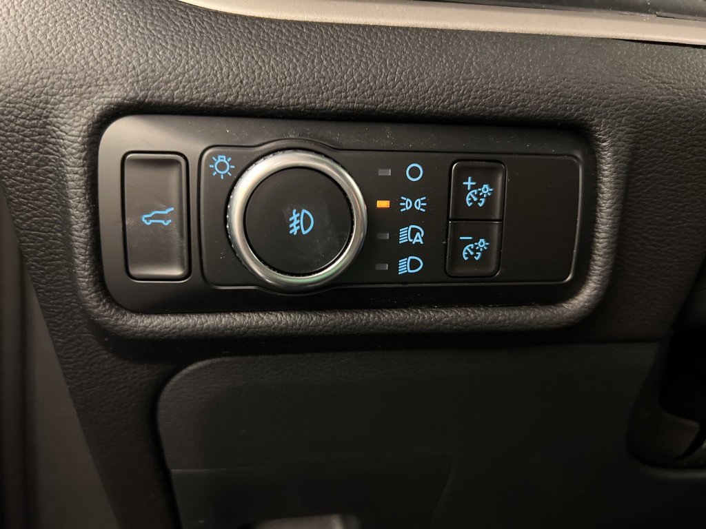 Certified 2023 Ford Explorer XLT w/ Equipment Group 202A image 24