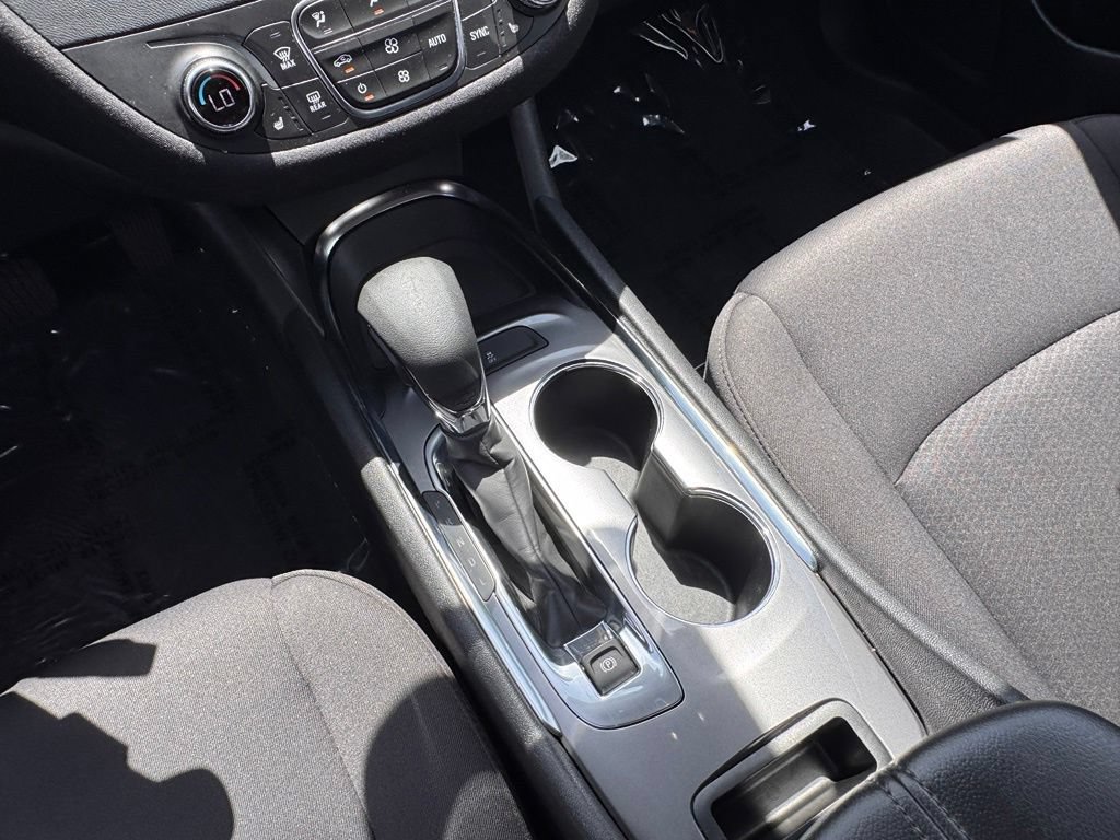 Used 2023 Chevrolet Malibu LT FWD image 24