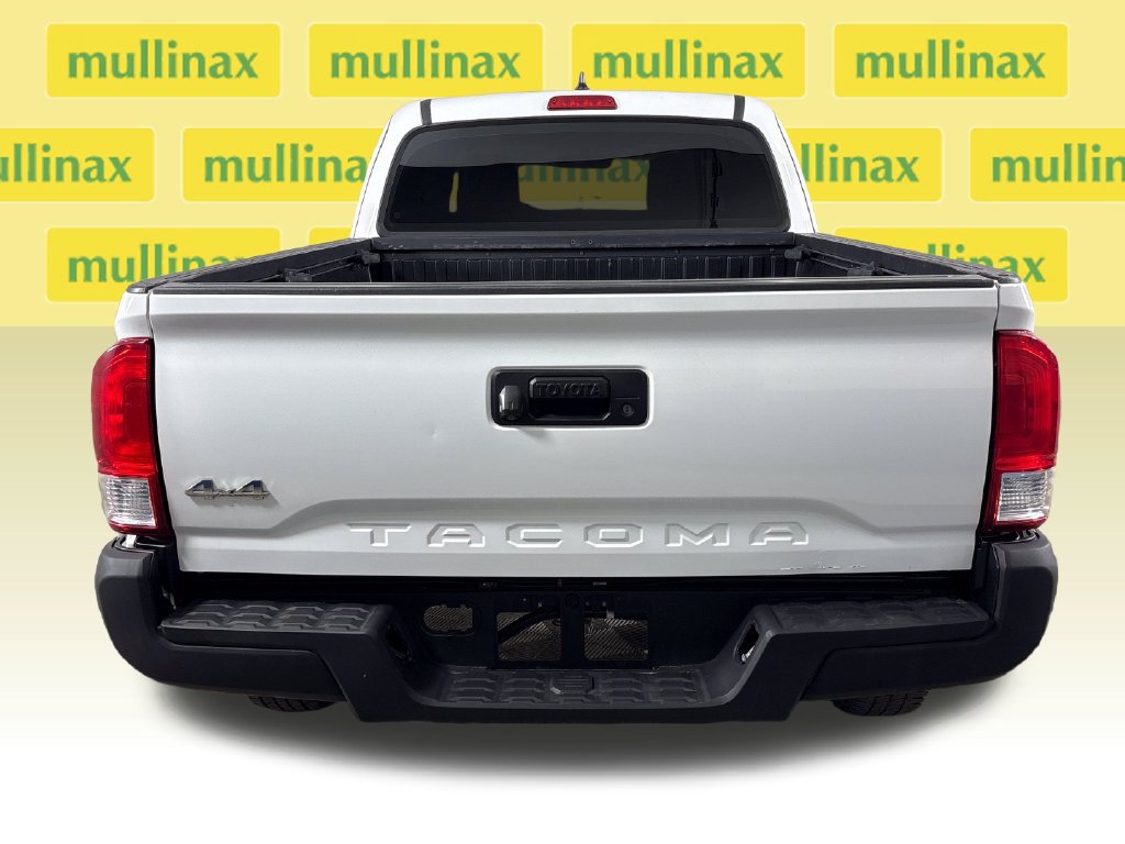 Used 2017 Toyota Tacoma SR AWD/4WD image 7