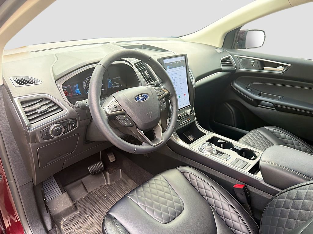Certified 2024 Ford Edge Titanium AWD/4WD image 9