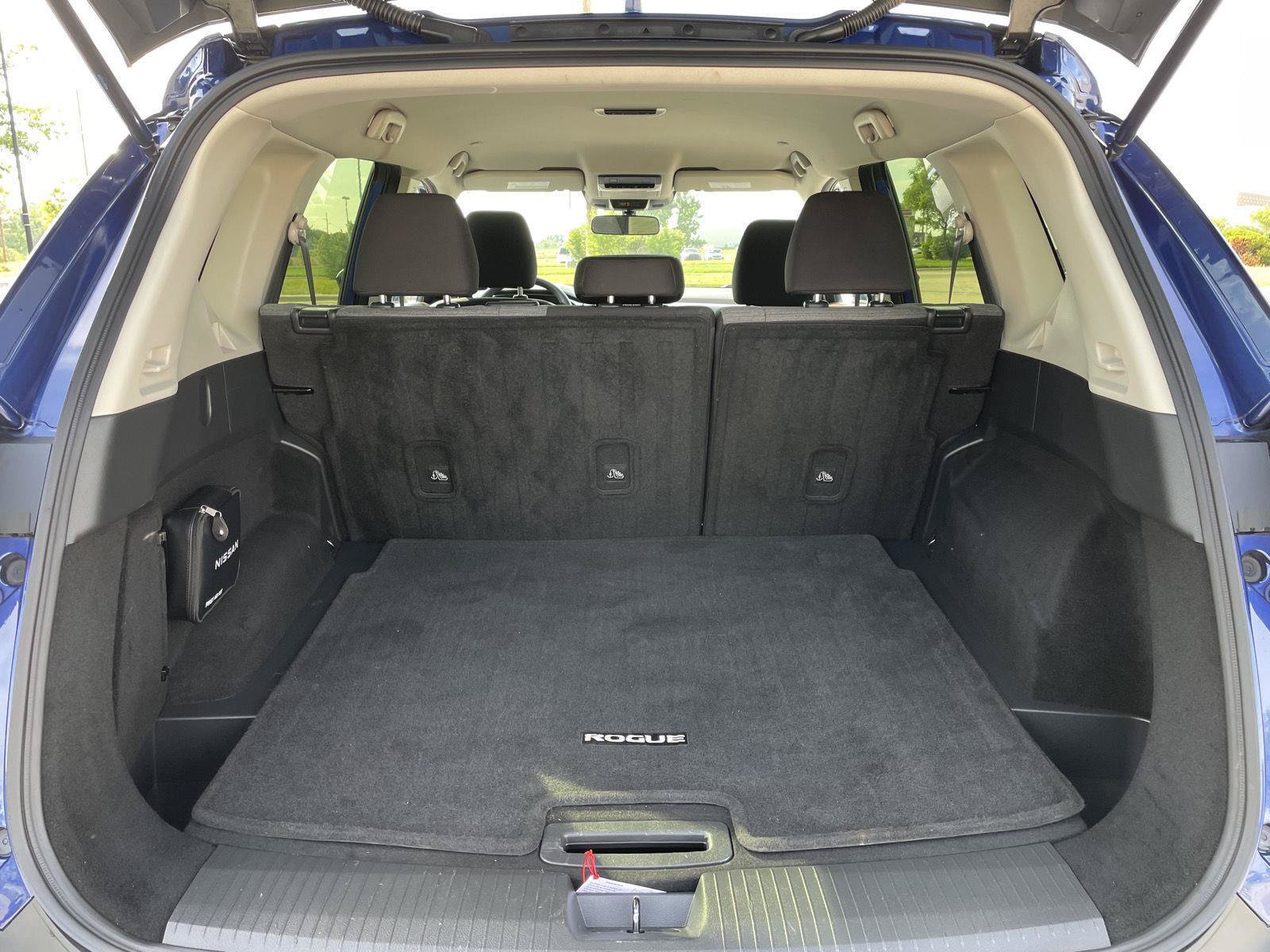 Used 2023 Nissan Rogue SV AWD/4WD image 34