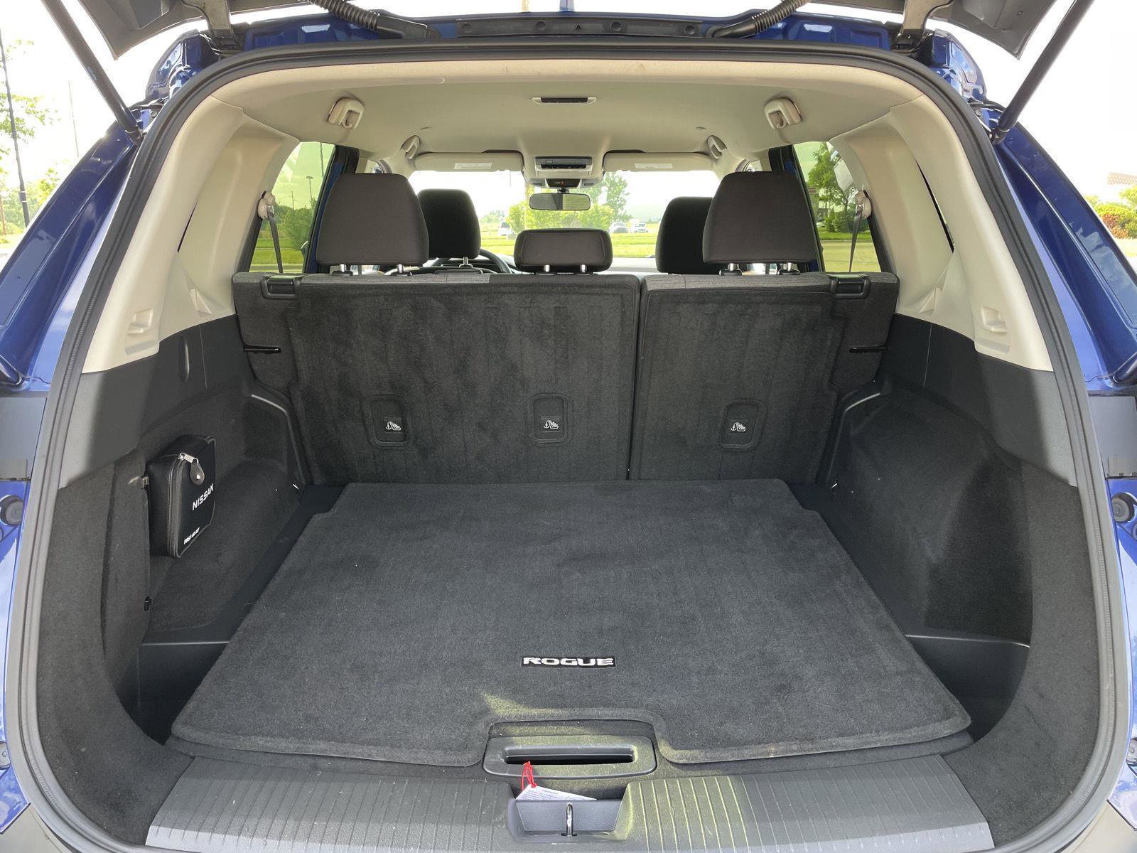 Used 2023 Nissan Rogue SV AWD/4WD image 34