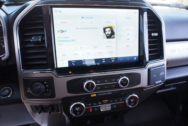 Certified 2022 Ford F250 Lariat w/ Lariat Ultimate Package image 25