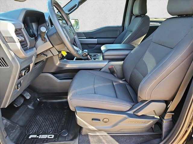 Certified 2026 Ford F150 XLT w/ XLT Black Appearance Package RWD image 15