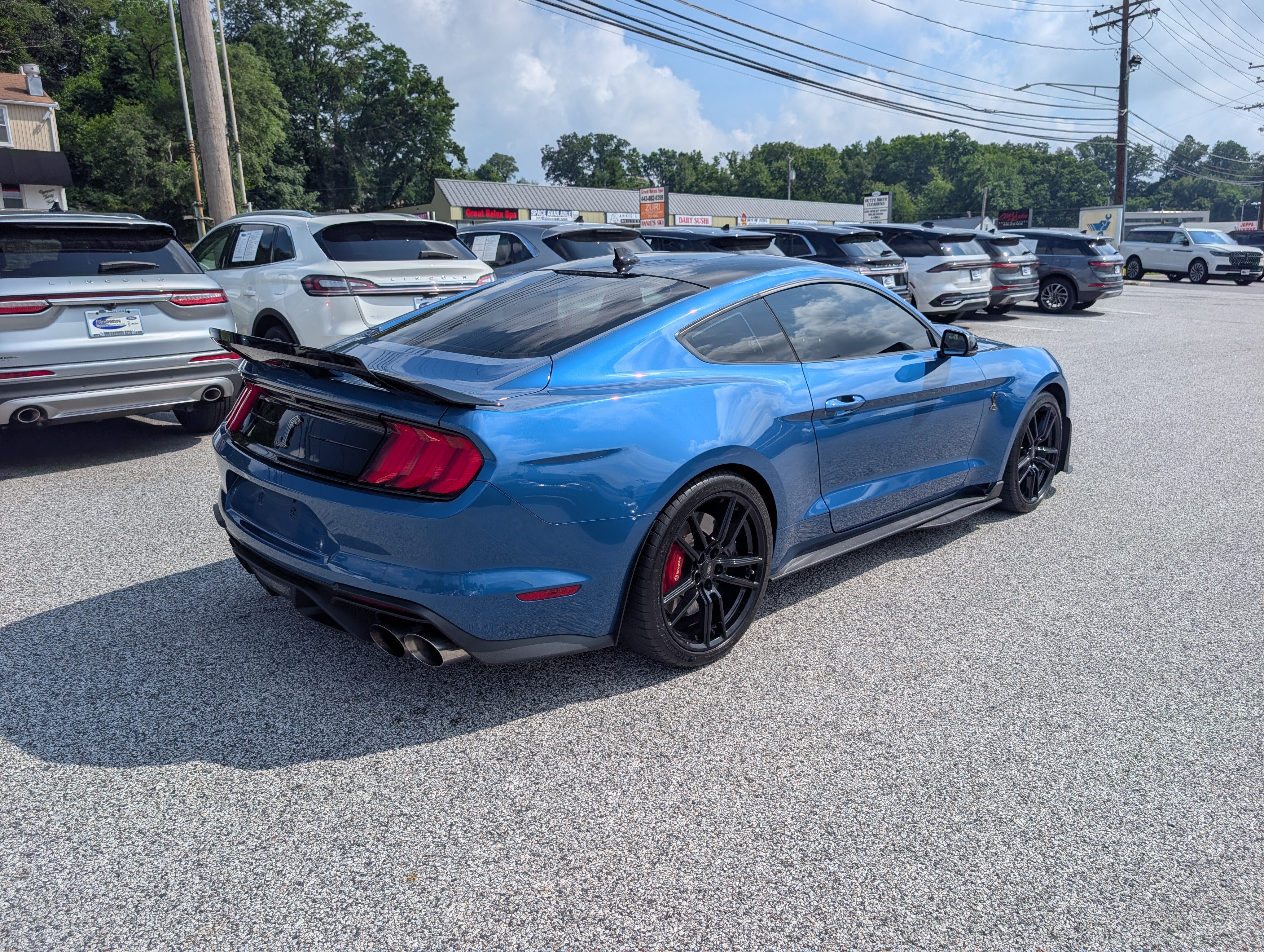 Certified 2021 Ford Mustang Shelby GT500 w/ Technology Package RWD image 7