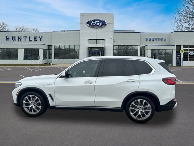Used 2021 BMW X5 xDrive45e w/ Premium Package AWD/4WD image 6