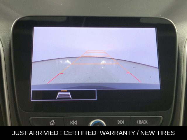 Used 2025 Chevrolet Malibu LT FWD image 34