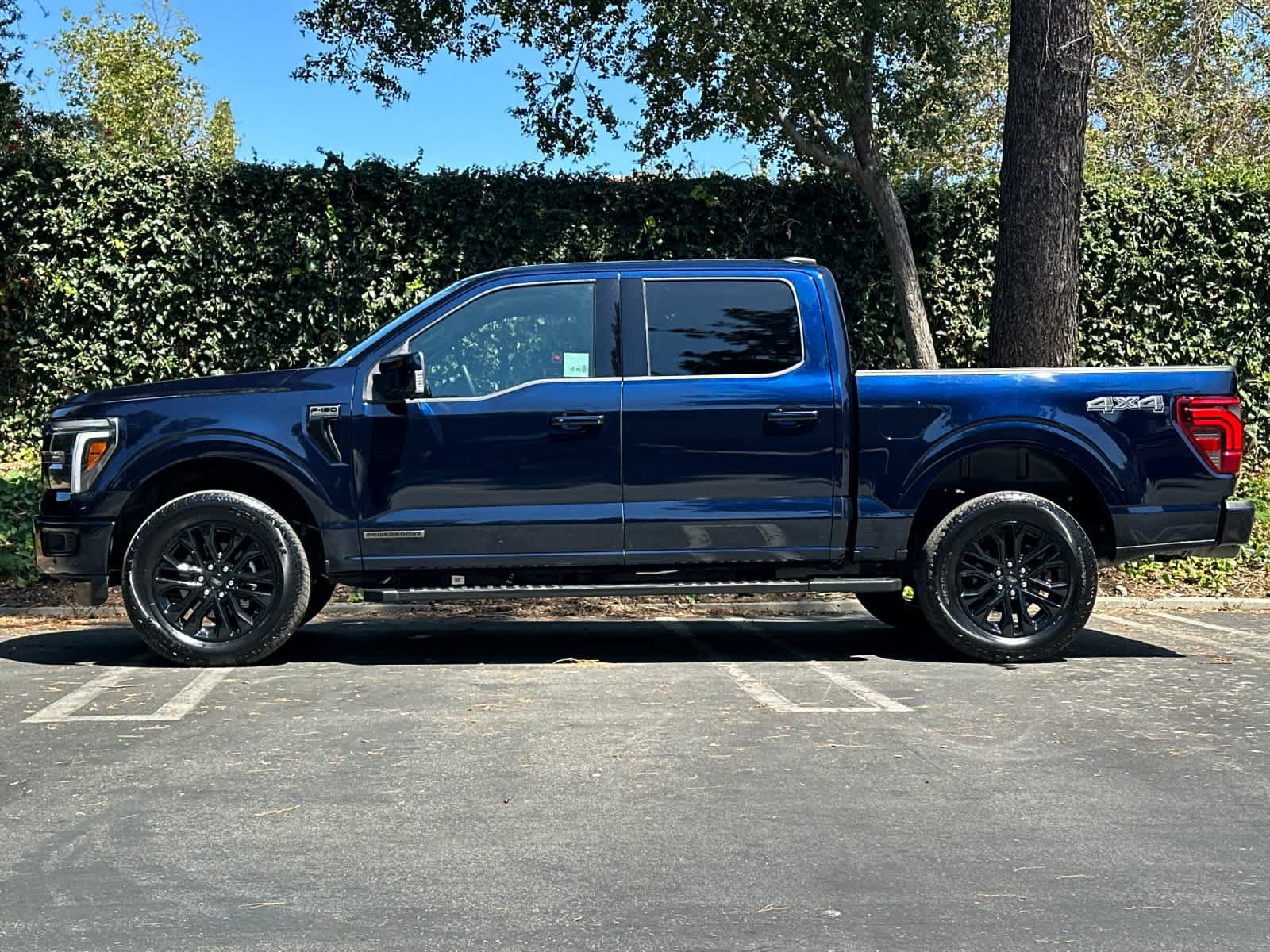 Certified 2025 Ford F150 Lariat w/ Equipment Group 502A High AWD/4WD image 5