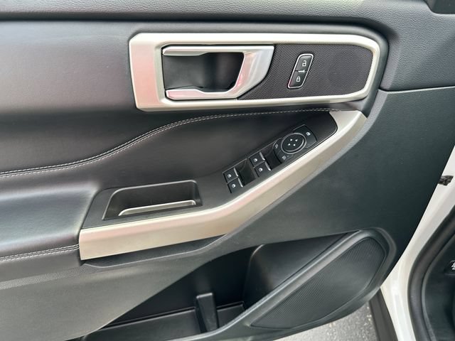 Certified 2023 Ford Explorer XLT AWD/4WD image 18