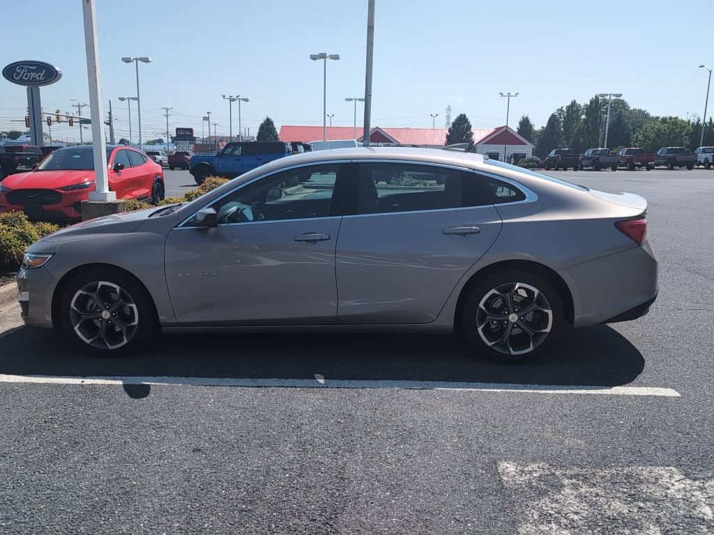 Used 2023 Chevrolet Malibu LT FWD image 8