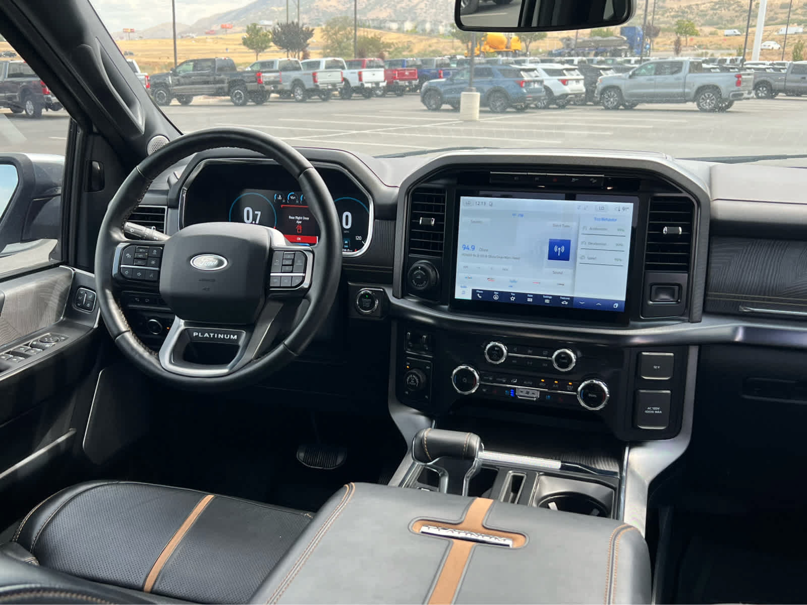 Certified 2022 Ford F150 Platinum w/ Equipment Group 701A High AWD/4WD image 24