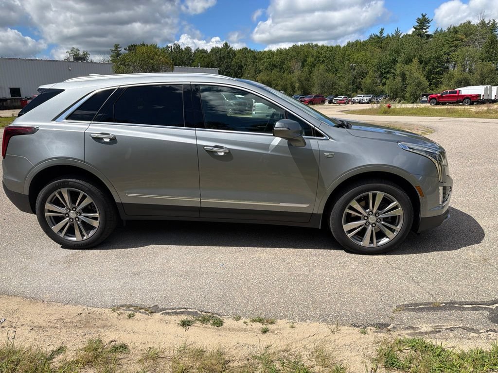 Used 2025 Cadillac XT5 Premium Luxury AWD/4WD image 3