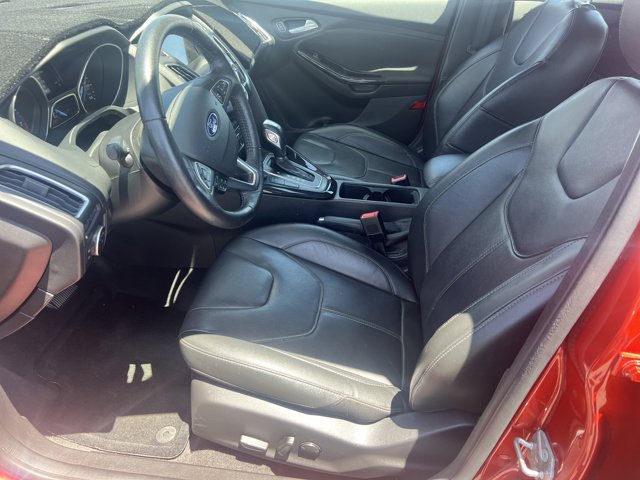 Certified 2018 Ford Focus Titanium FWD image 9