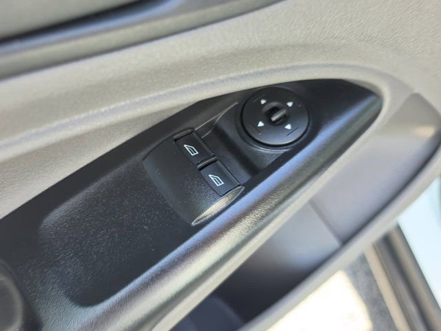 Certified 2022 Ford Transit Connect XL FWD image 13