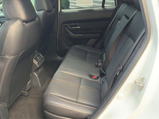 Used 2025 MAZDA CX-50 AWD 2.5 Hybrid w/ Premium Pkg image 15