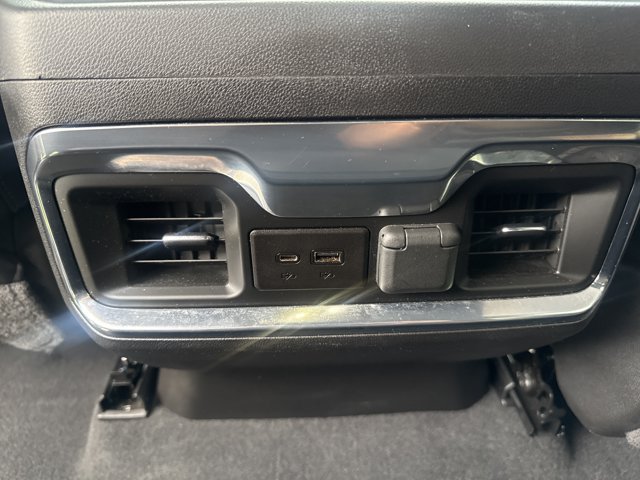 Used 2022 Chevrolet Silverado 3500 High Country w/ Safety Package II AWD/4WD image 27