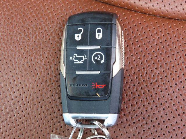 Used 2023 RAM 3500 Limited image 33