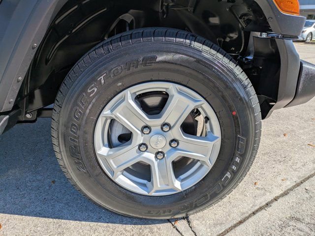 Used 2018 Jeep Wrangler Unlimited Sport S image 10