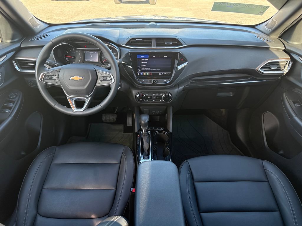 Used 2023 Chevrolet TrailBlazer ACTIV w/ Convenience Package FWD image 5