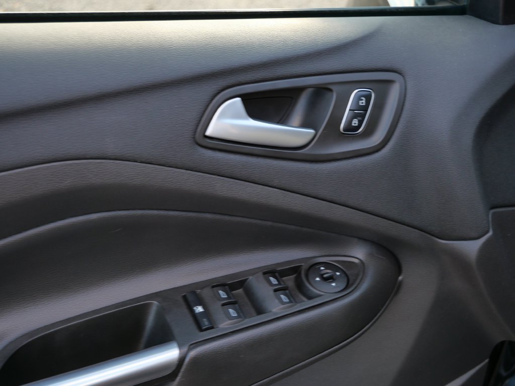 Certified 2017 Ford Escape SE AWD/4WD image 23