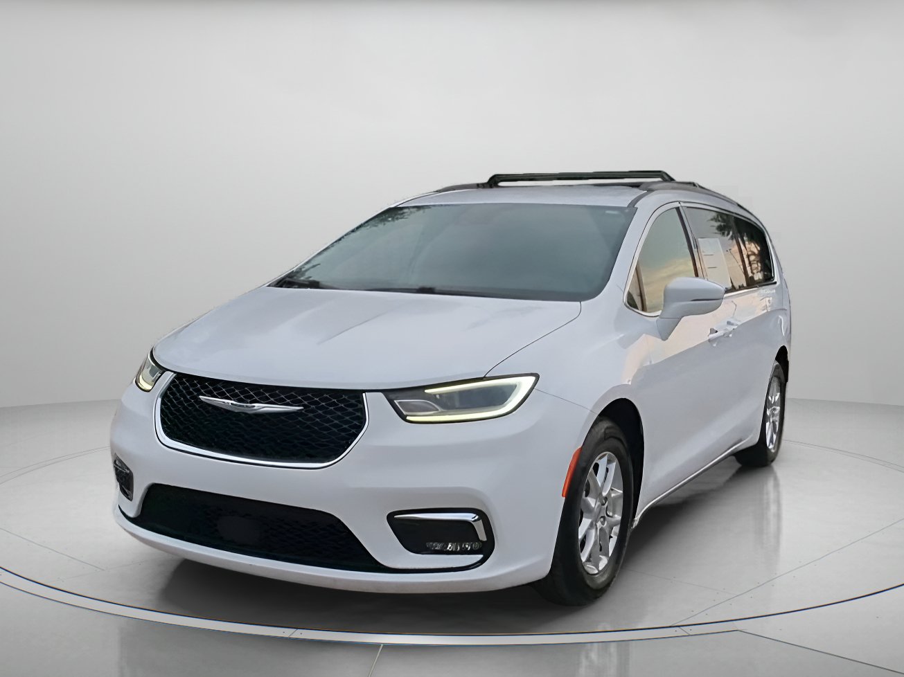 Used 2022 Chrysler Pacifica Touring-L FWD image 11
