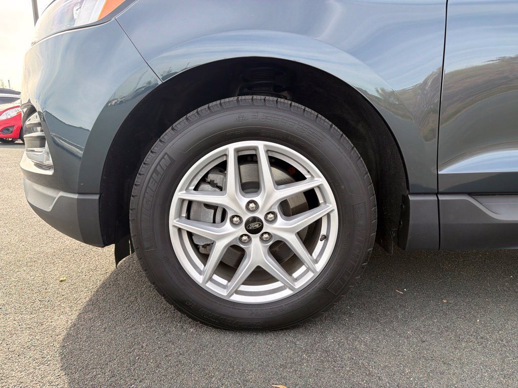 Certified 2024 Ford Edge SEL w/ Convenience Package AWD/4WD image 41