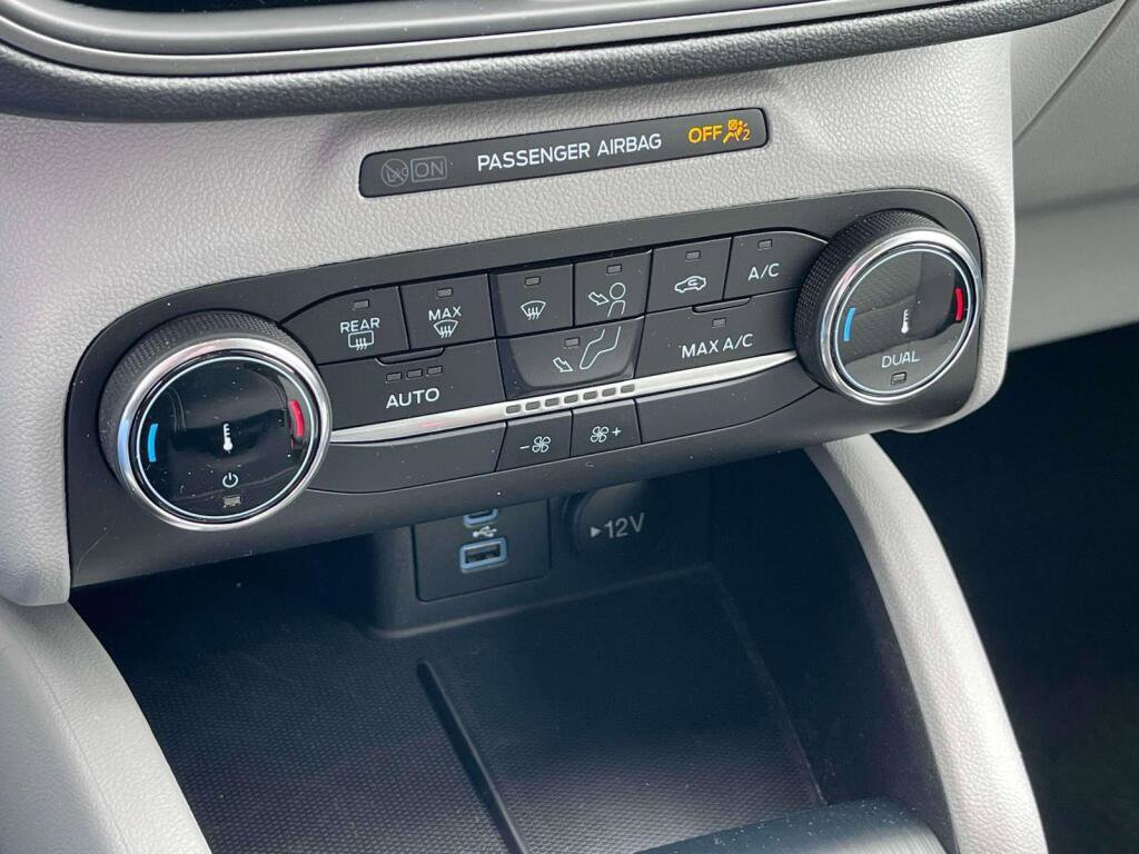 Certified 2023 Ford Escape Active FWD image 28