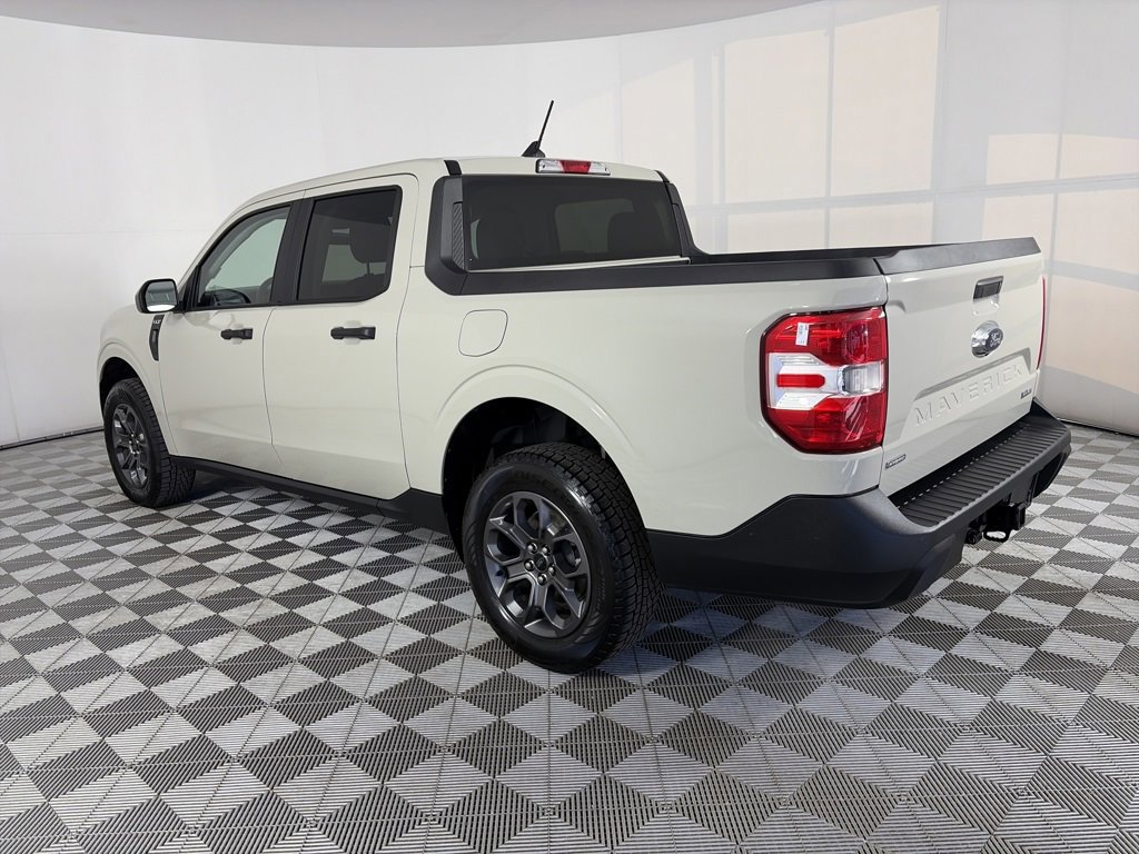 Certified 2024 Ford Maverick XLT w/ XLT Luxury Package image 3