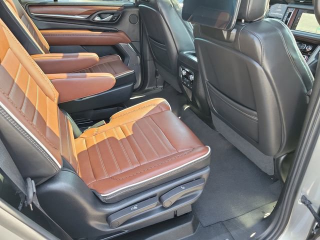 Used 2023 GMC Yukon Denali Ultimate AWD/4WD image 21