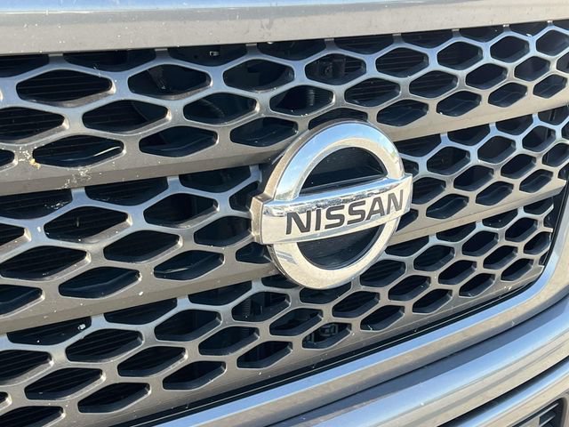 Used 2018 Nissan Titan SV w/ SV Convenience Package AWD/4WD image 10