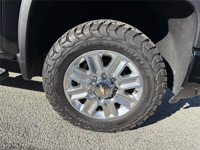 Used 2025 Chevrolet Silverado 2500 High Country w/ High Country Premium Package AWD/4WD image 19
