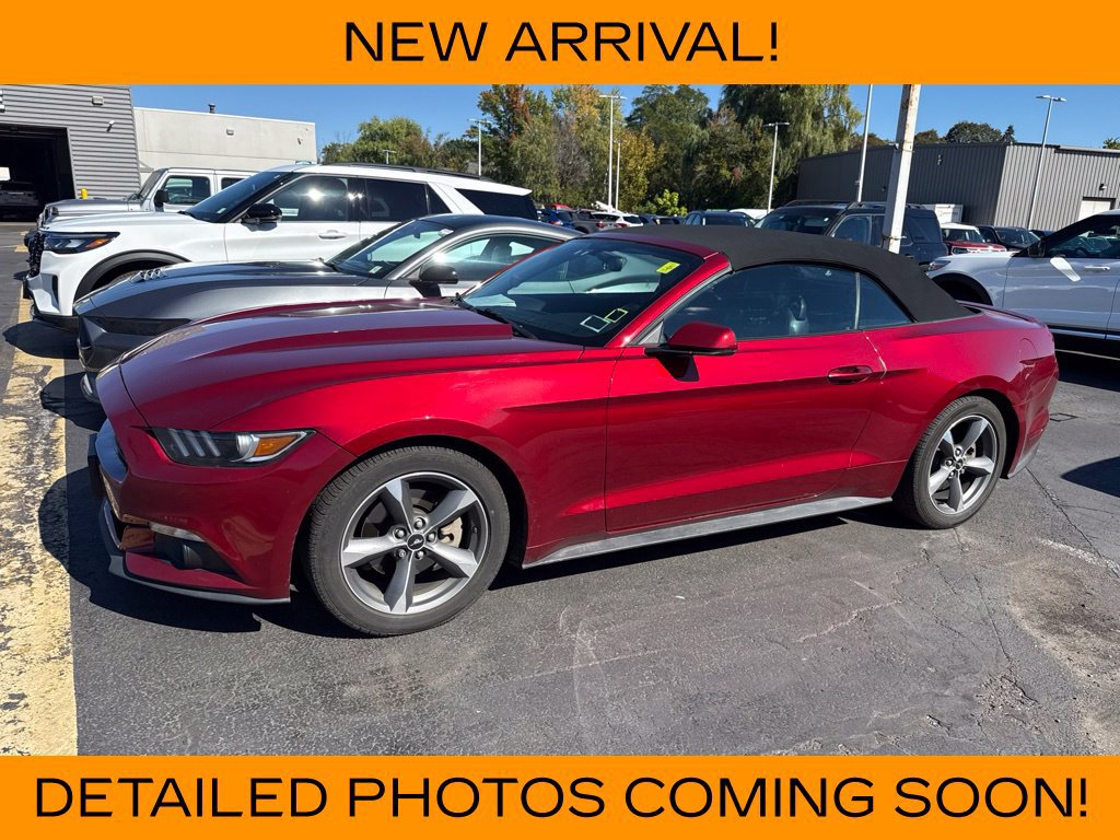 Certified 2017 Ford Mustang Premium RWD image 3
