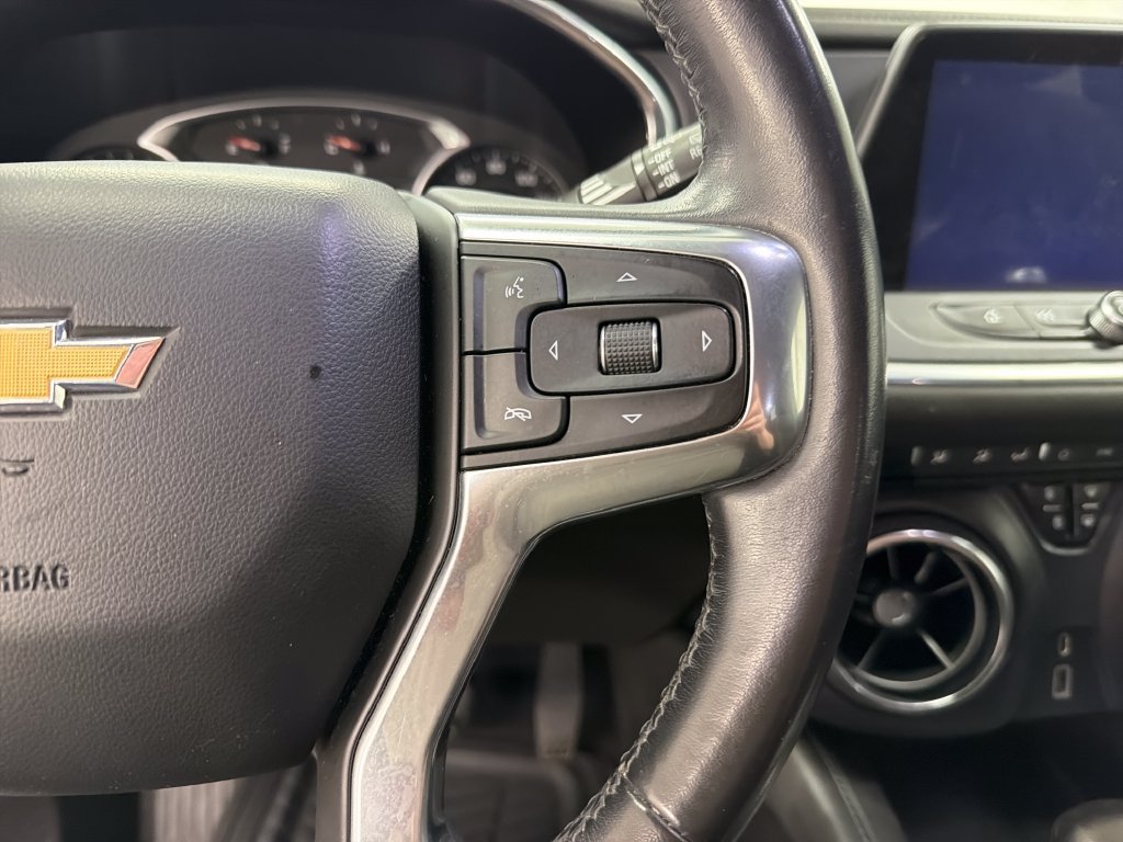 Used 2019 Chevrolet Blazer LT FWD image 21