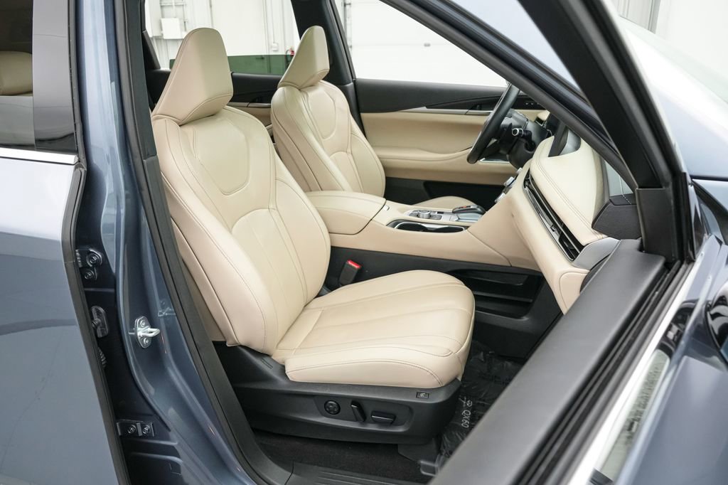Used 2023 INFINITI QX60 Sensory w/ Vision Package AWD/4WD image 20