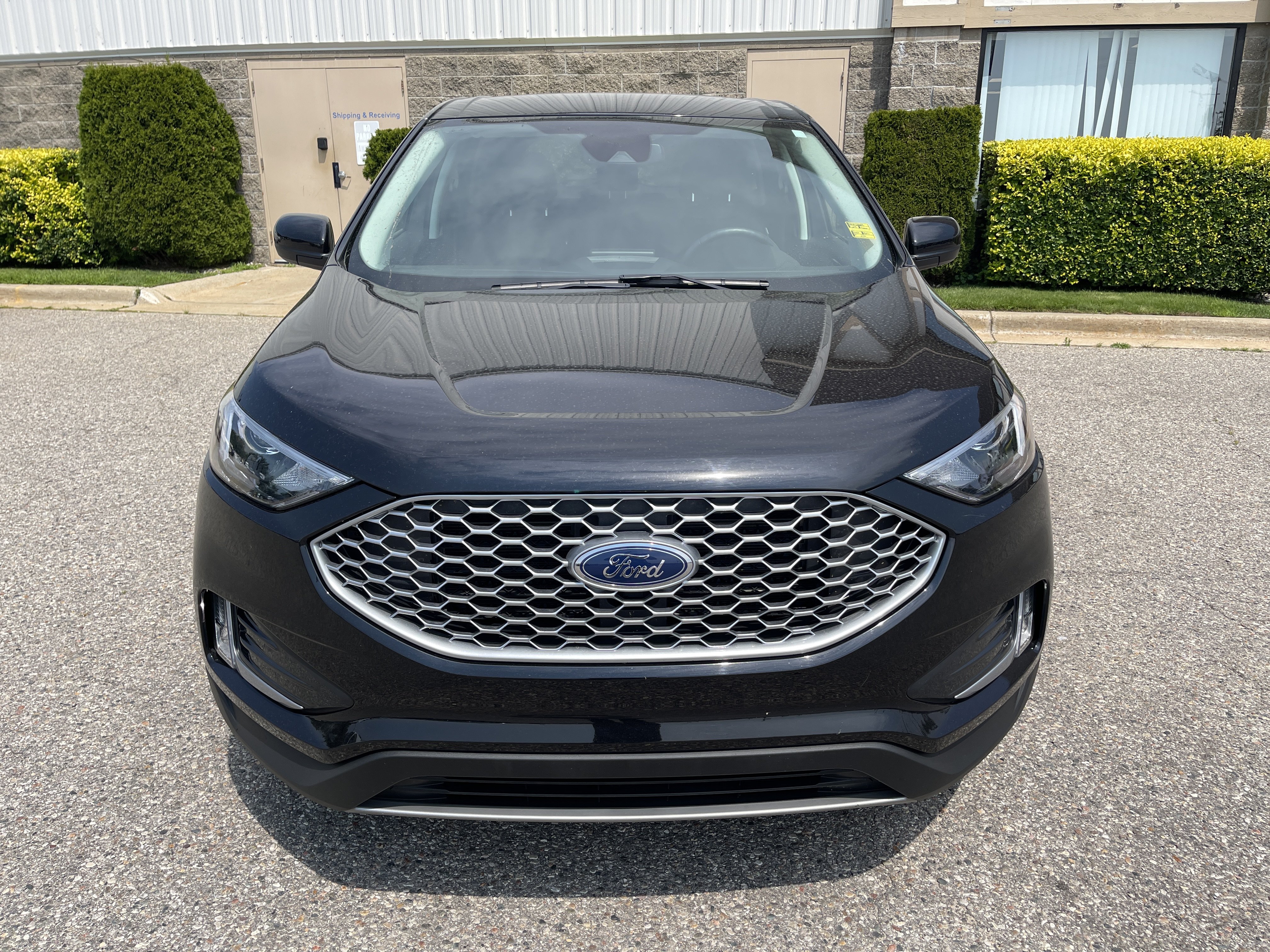 Certified 2024 Ford Edge SEL w/ Convenience Package AWD/4WD image 9