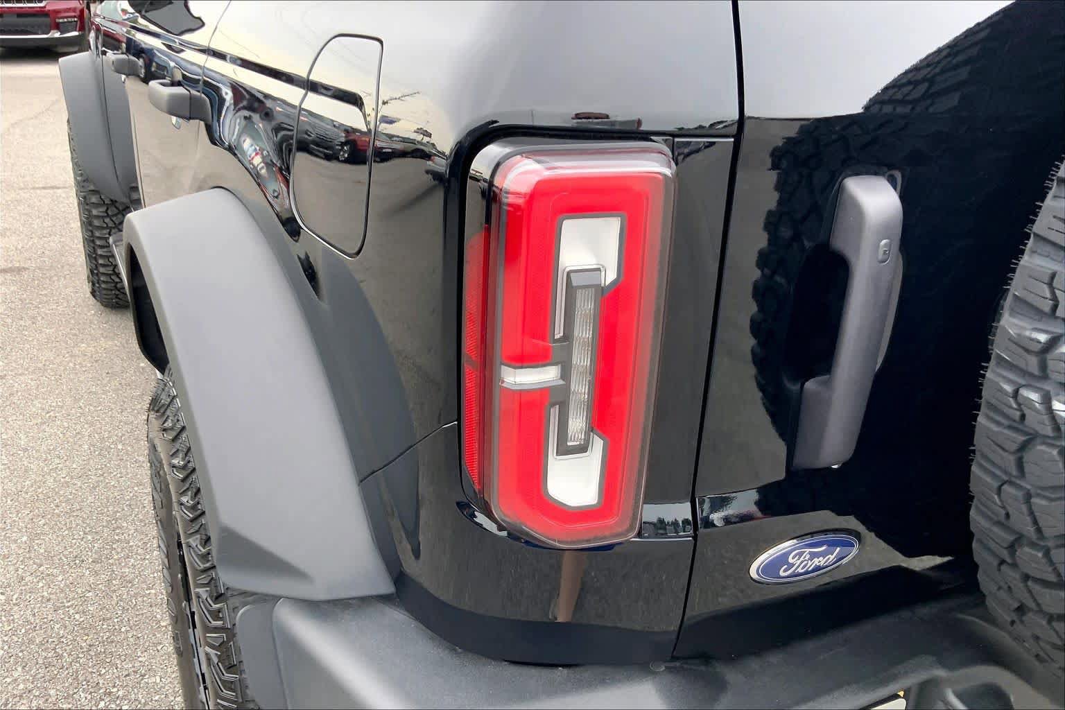 Certified 2024 Ford Bronco Wildtrak AWD/4WD image 28