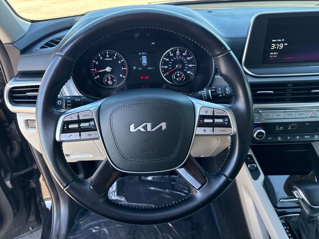 Used 2022 Kia Telluride S image 16