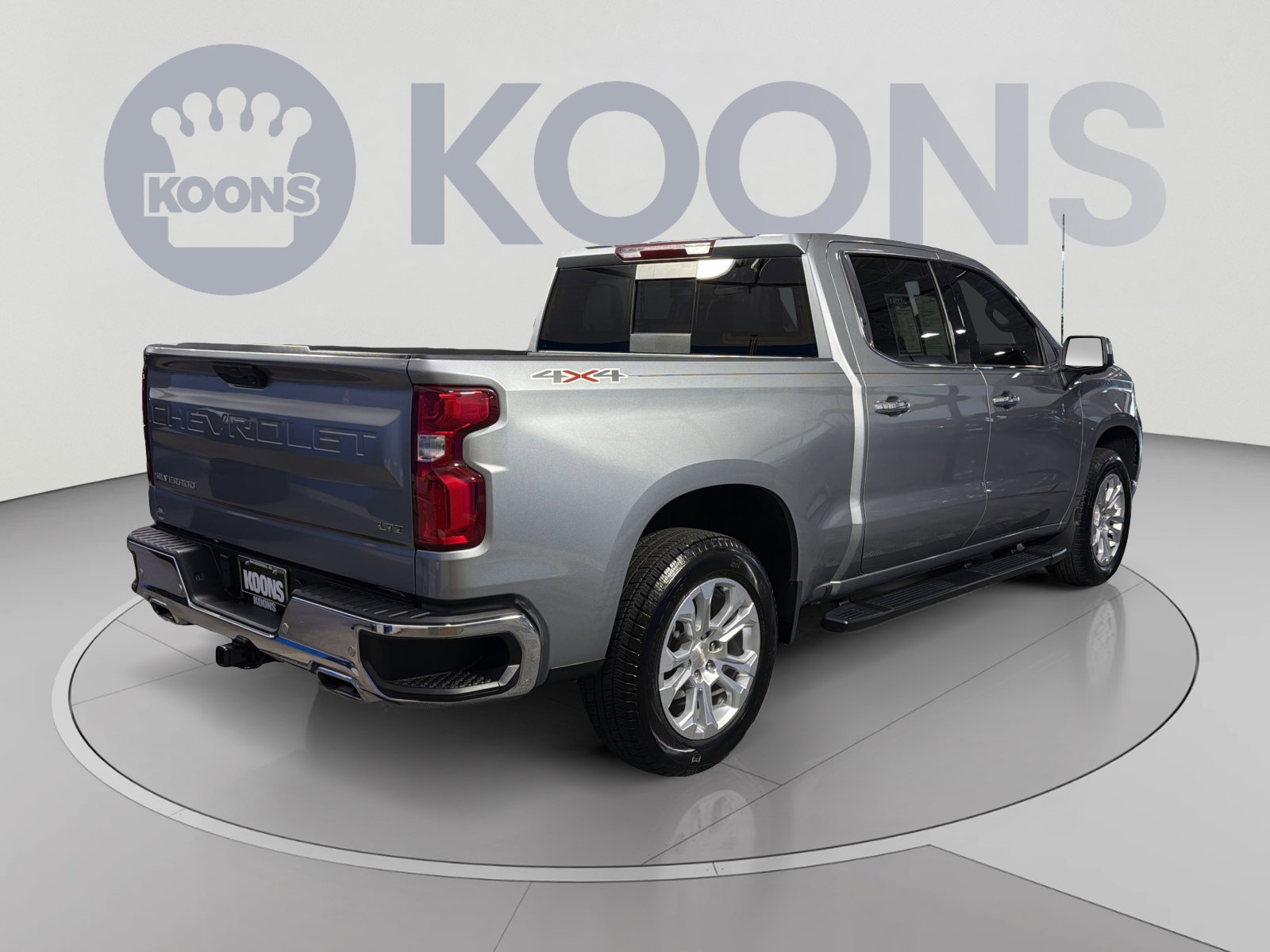 Used 2024 Chevrolet Silverado 1500 LTZ w/ LTZ Convenience Package II AWD/4WD image 7