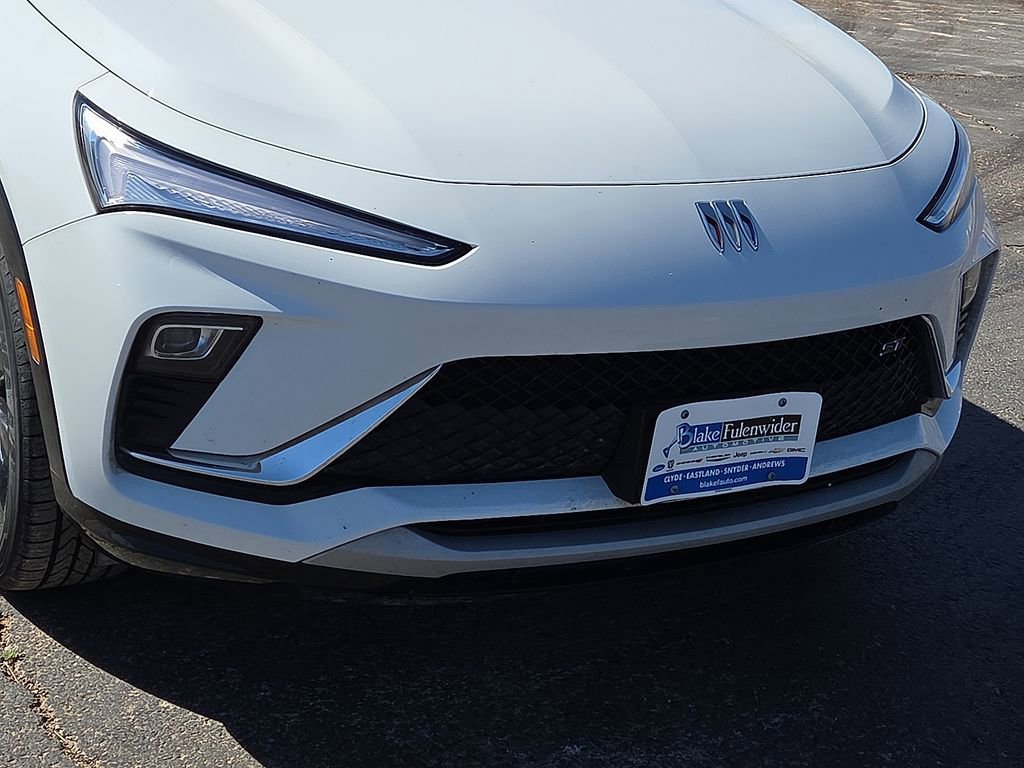 Used 2024 Buick Envista Sport Touring w/ Convenience I Package image 9