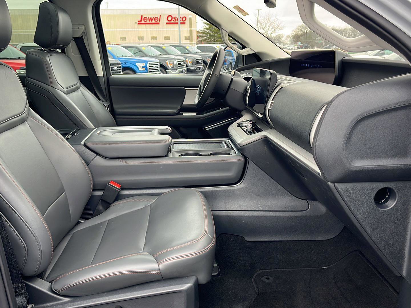 Certified 2025 Ford Expedition Max Active image 14