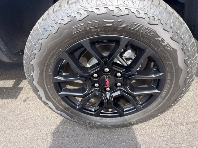 Used 2025 GMC Canyon AT4 AWD/4WD image 25
