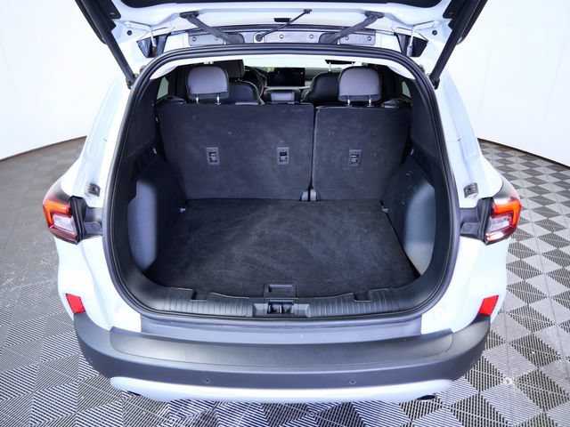 Certified 2025 Ford Escape Platinum AWD/4WD image 8