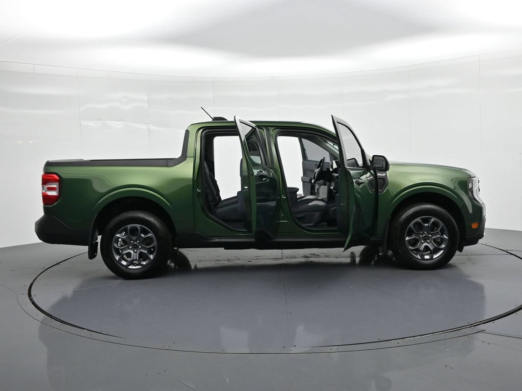 Certified 2025 Ford Maverick XLT w/ Equipment Group 301A AWD/4WD image 25