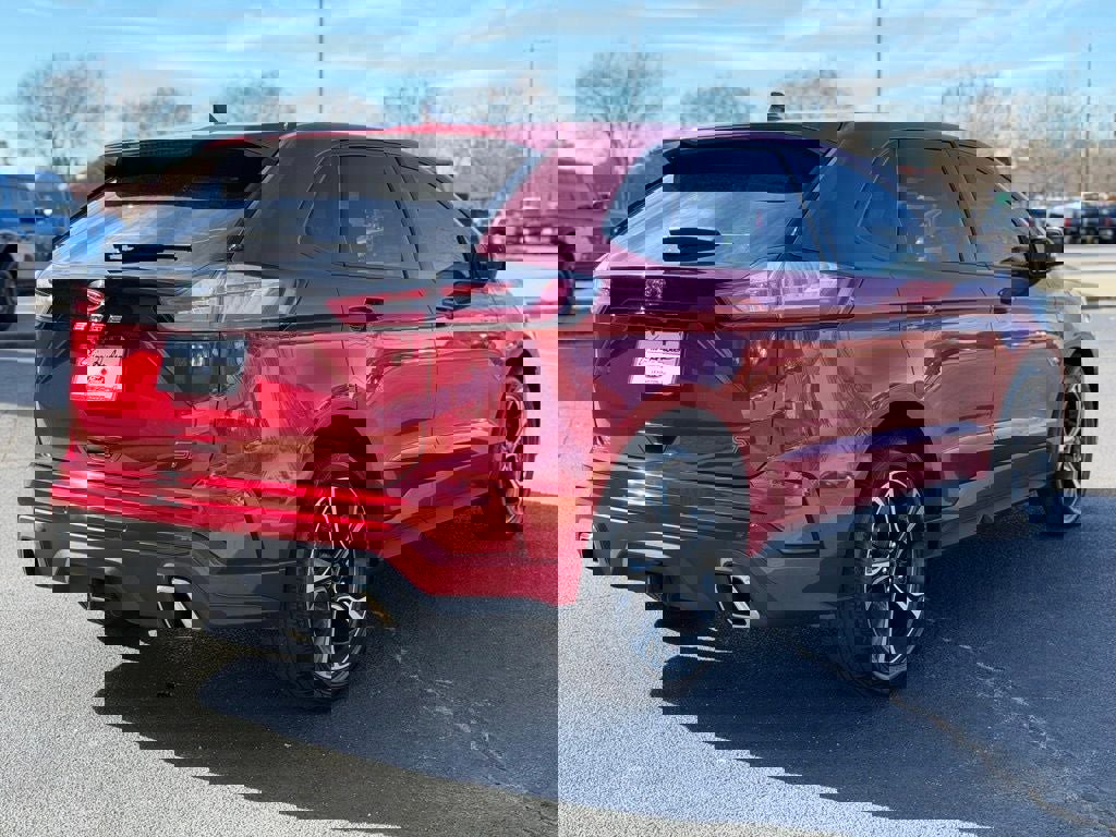 Certified 2022 Ford Edge ST image 4