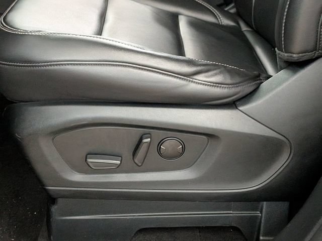 Certified 2023 Ford Explorer XLT w/ Equipment Group 202A AWD/4WD image 13