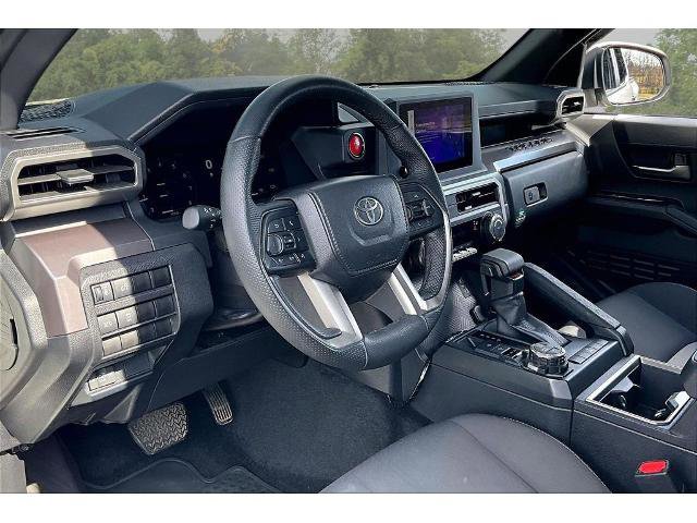 Used 2025 Toyota Tacoma TRD Off-Road AWD/4WD image 14