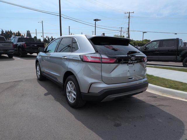 Certified 2024 Ford Edge SEL w/ Convenience Package AWD/4WD image 3