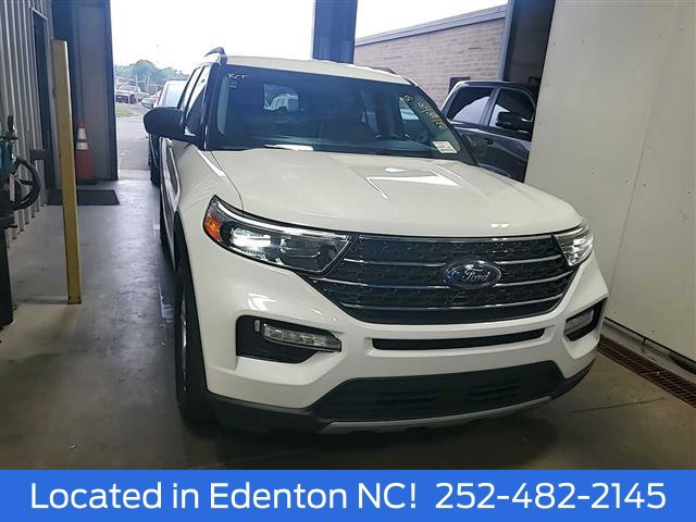 Certified 2023 Ford Explorer XLT w/ Equipment Group 202A AWD/4WD image 1