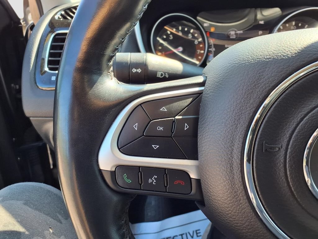 Used 2021 Jeep Compass Latitude FWD image 16