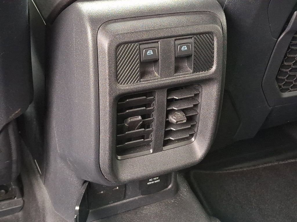Certified 2025 Ford Bronco Badlands AWD/4WD image 11